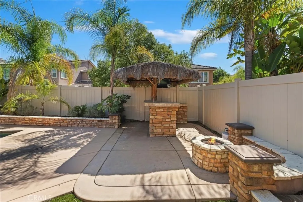 27792 Carlton Oaks Street