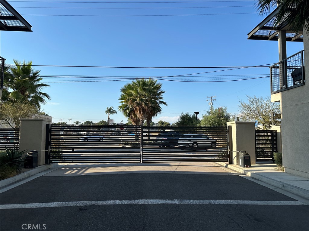 17612 Garden House Lane