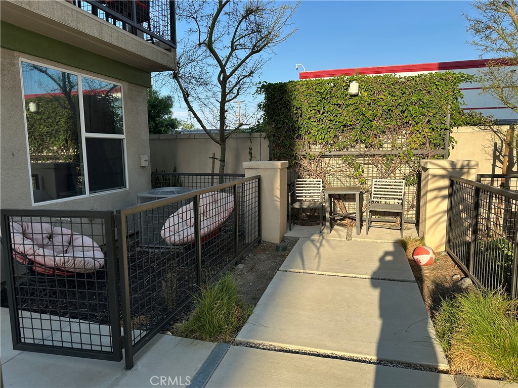 17612 Garden House Lane