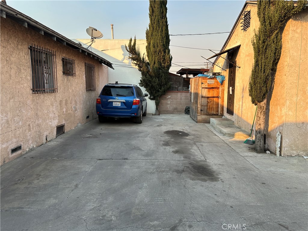 12008 Long Beach Boulevard