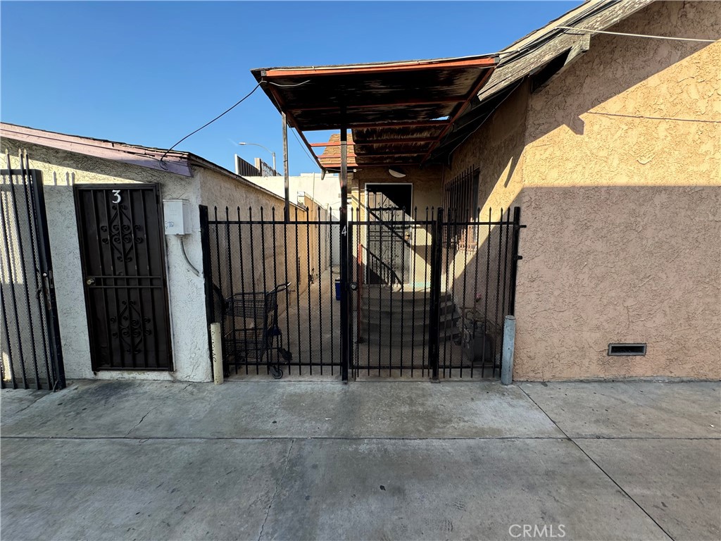 12008 Long Beach Boulevard