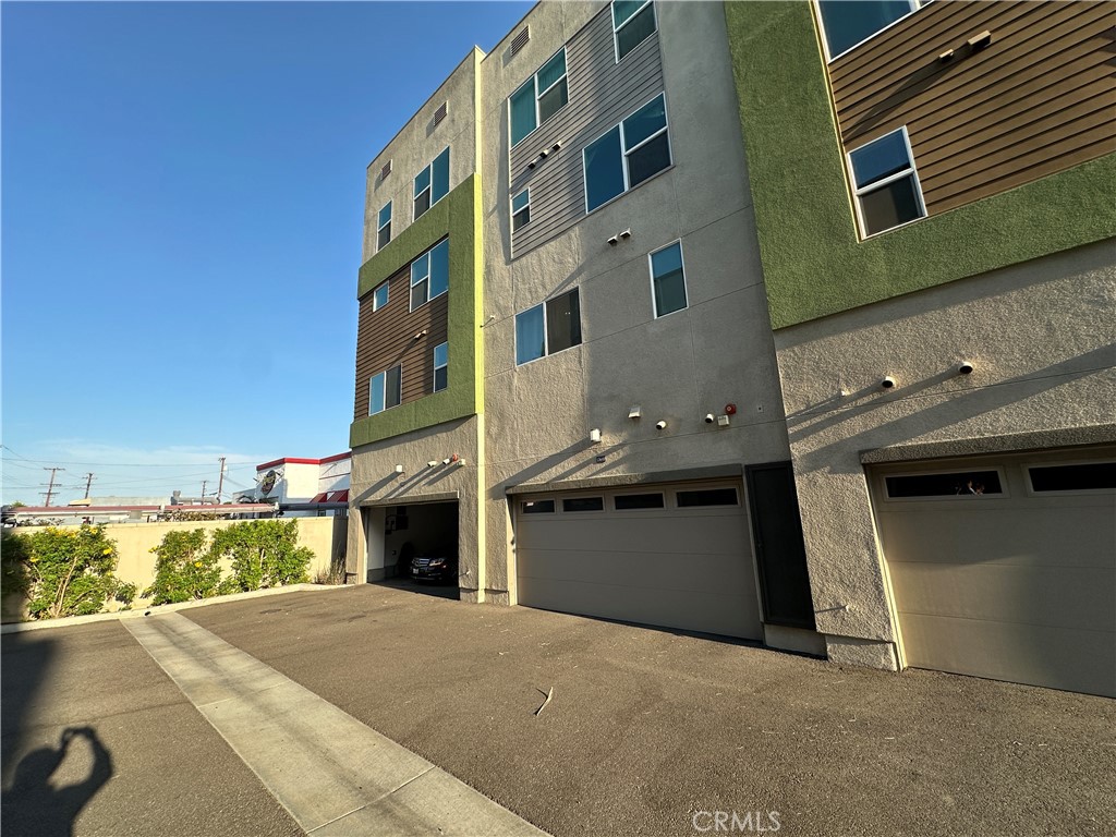 17612 Garden House Lane