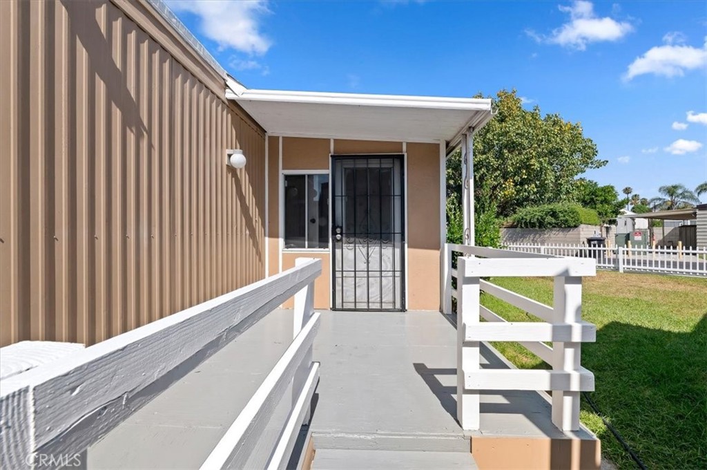 2770 W Lincoln Avenue 44