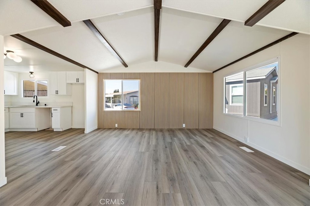 2770 W Lincoln Avenue 44