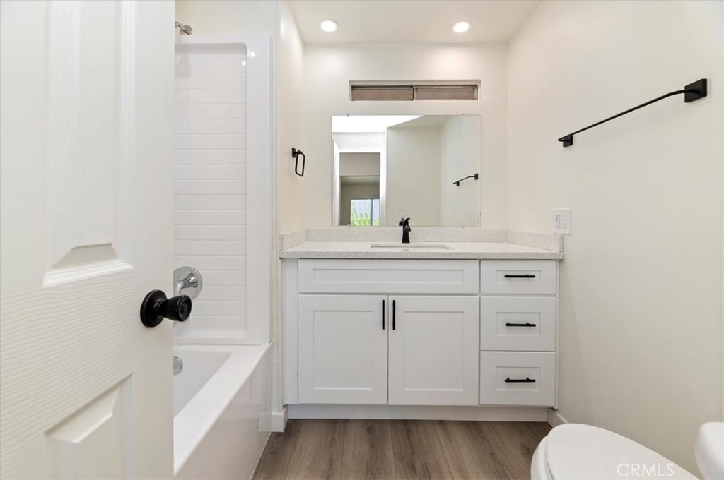 2770 W Lincoln Avenue 44