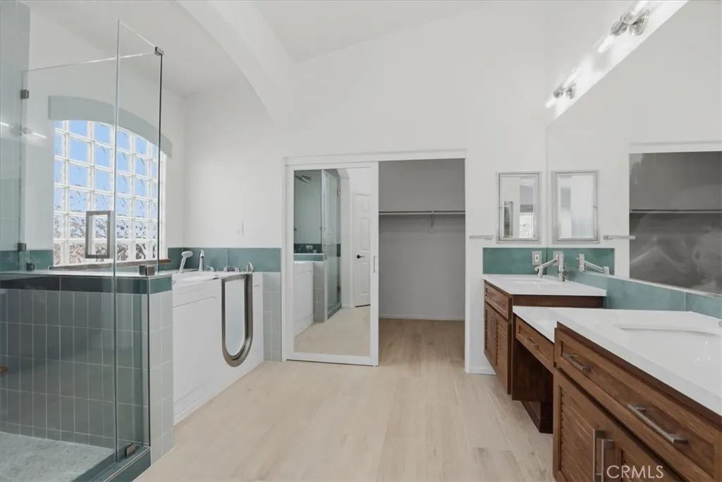 13747 Robinbrook Court