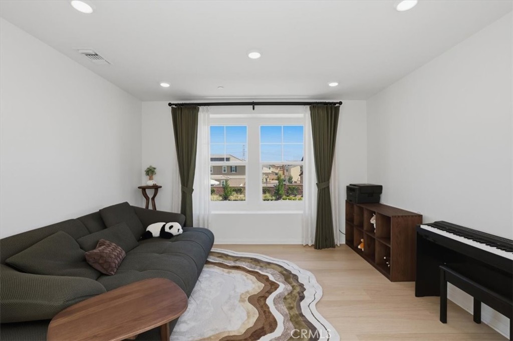 8542 Cougar Court