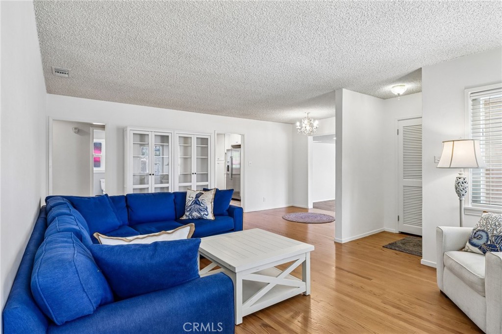 4593 Gardena