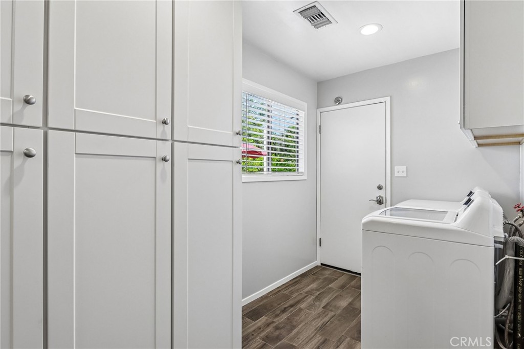4593 Gardena