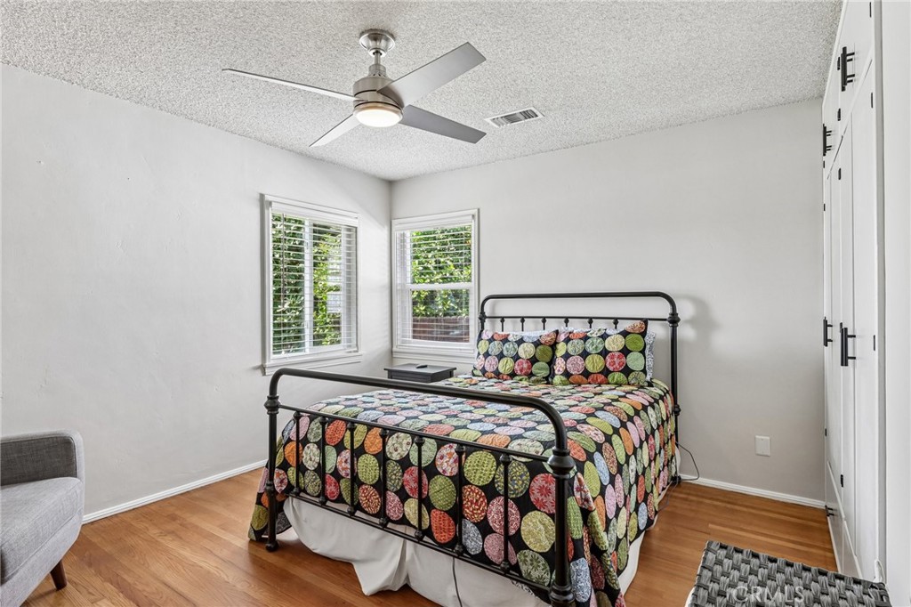 4593 Gardena