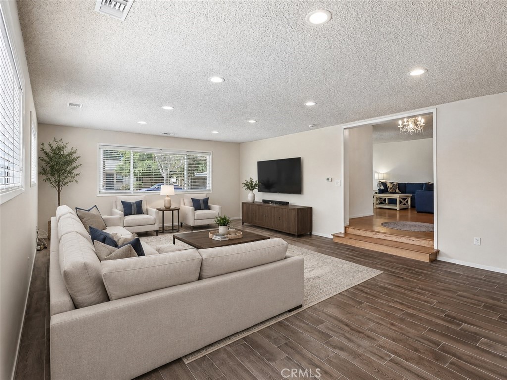 4593 Gardena