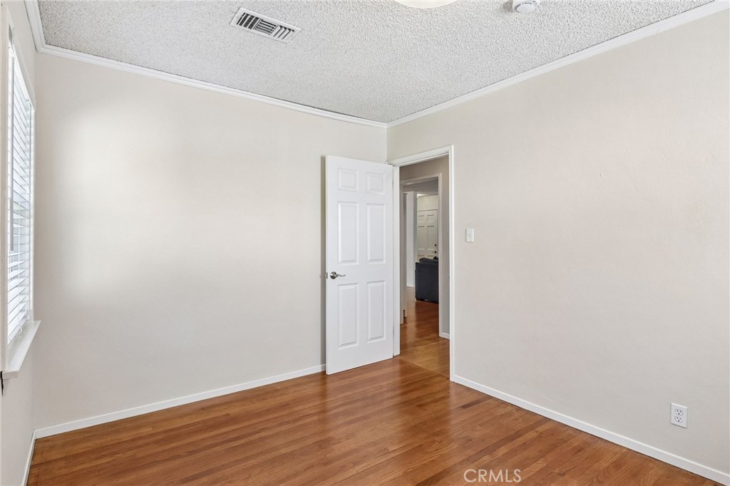 4593 Gardena