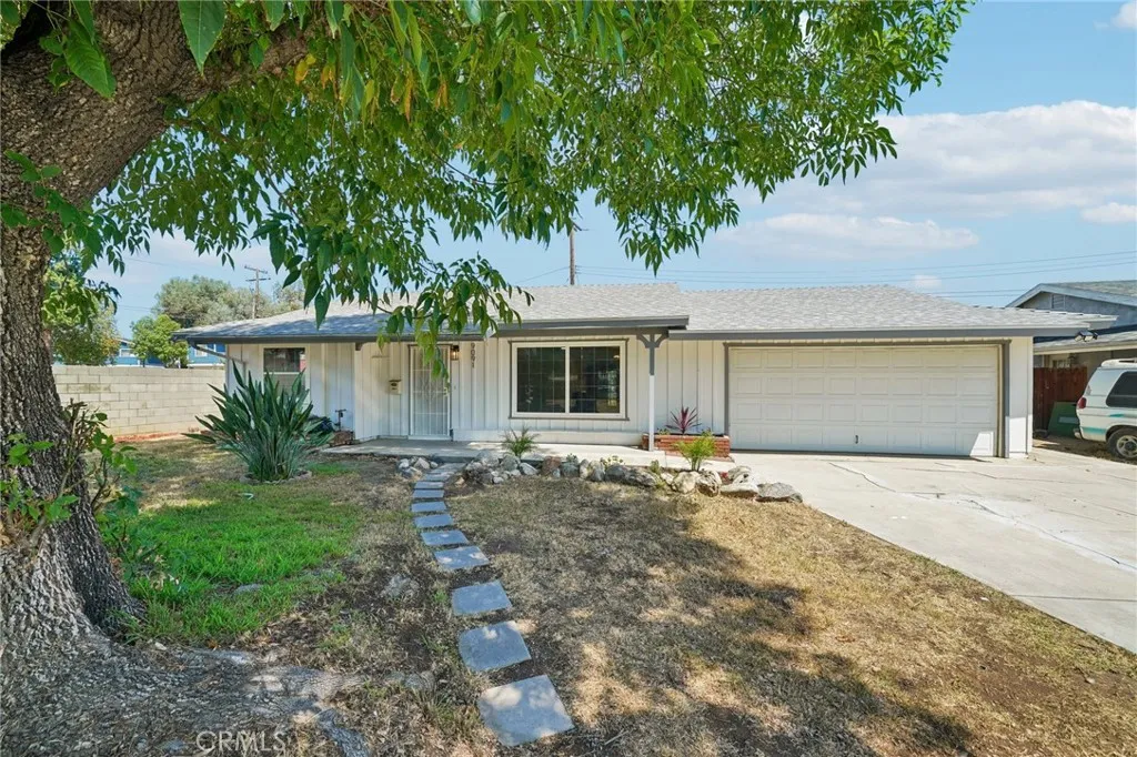 9091 Savoy Street