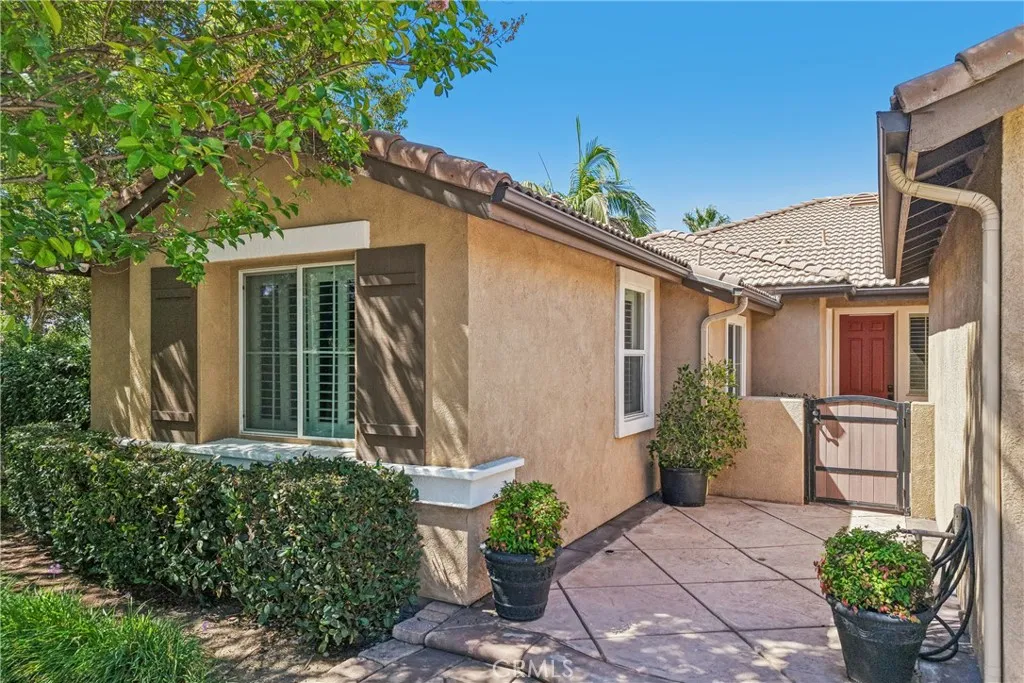 2431 Rosser Drive