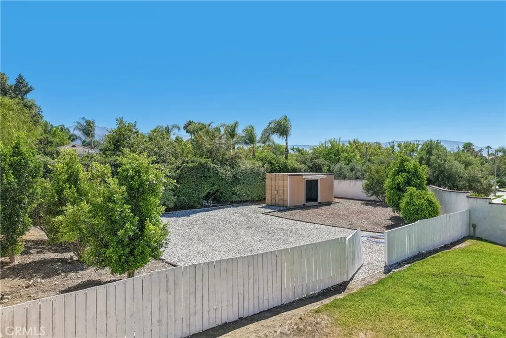 2431 Rosser Drive