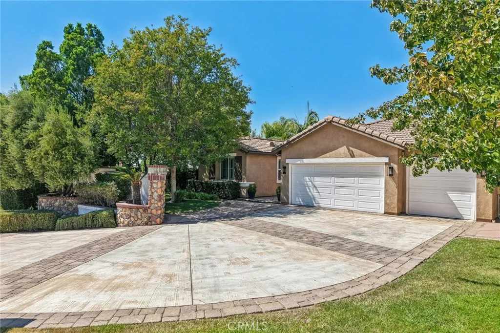 2431 Rosser Drive