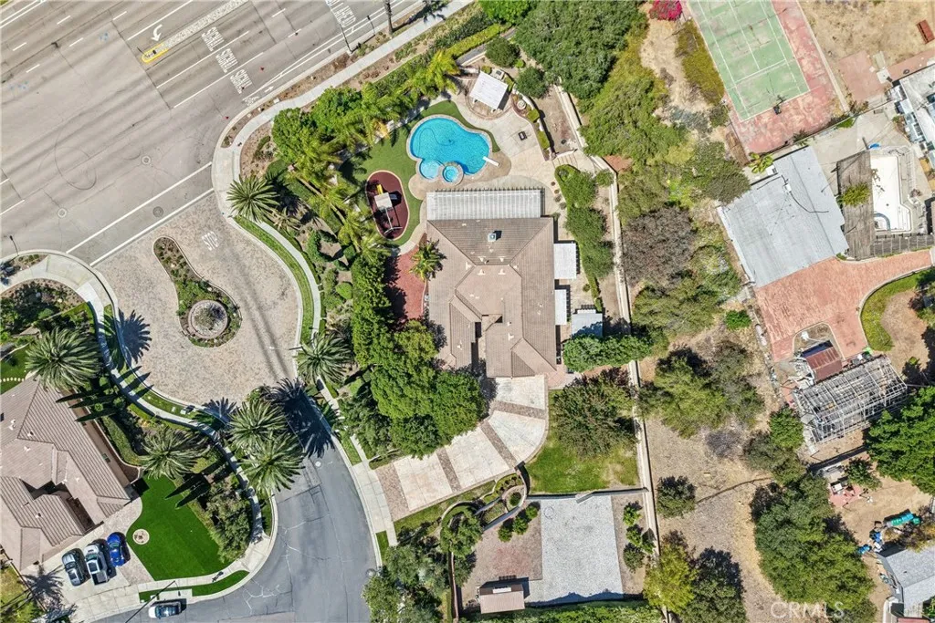 2431 Rosser Drive