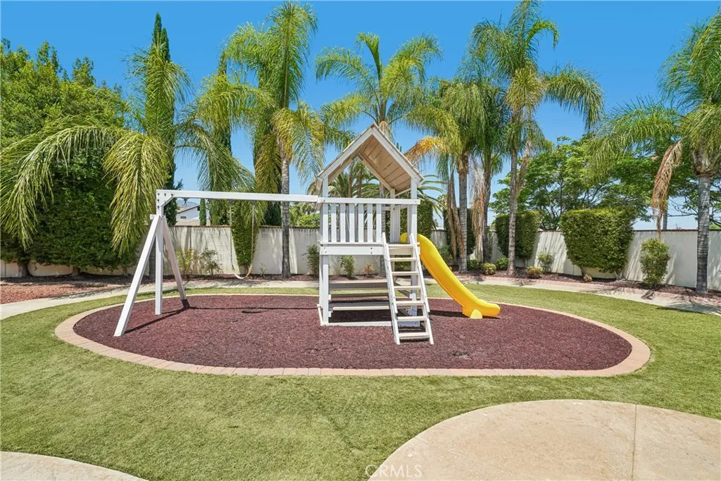 2431 Rosser Drive