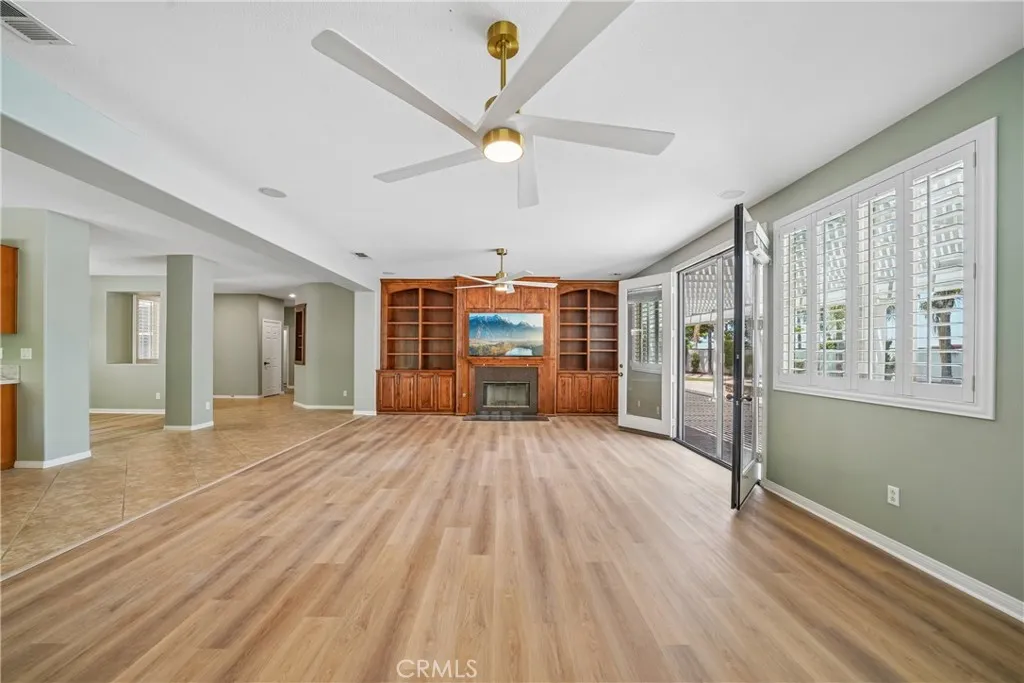 2431 Rosser Drive