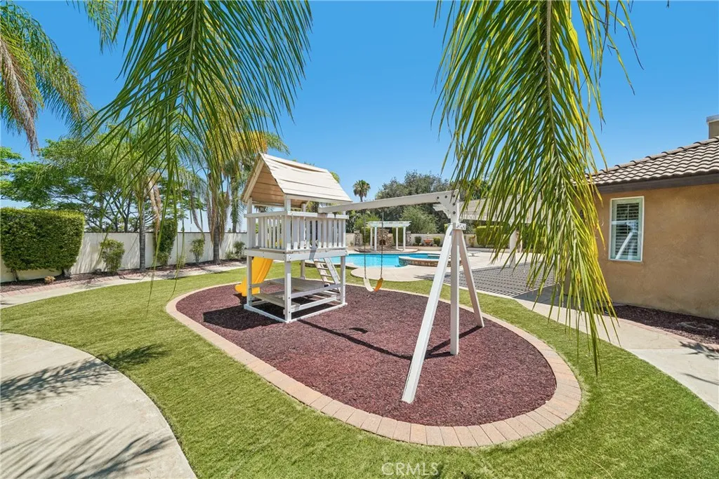 2431 Rosser Drive