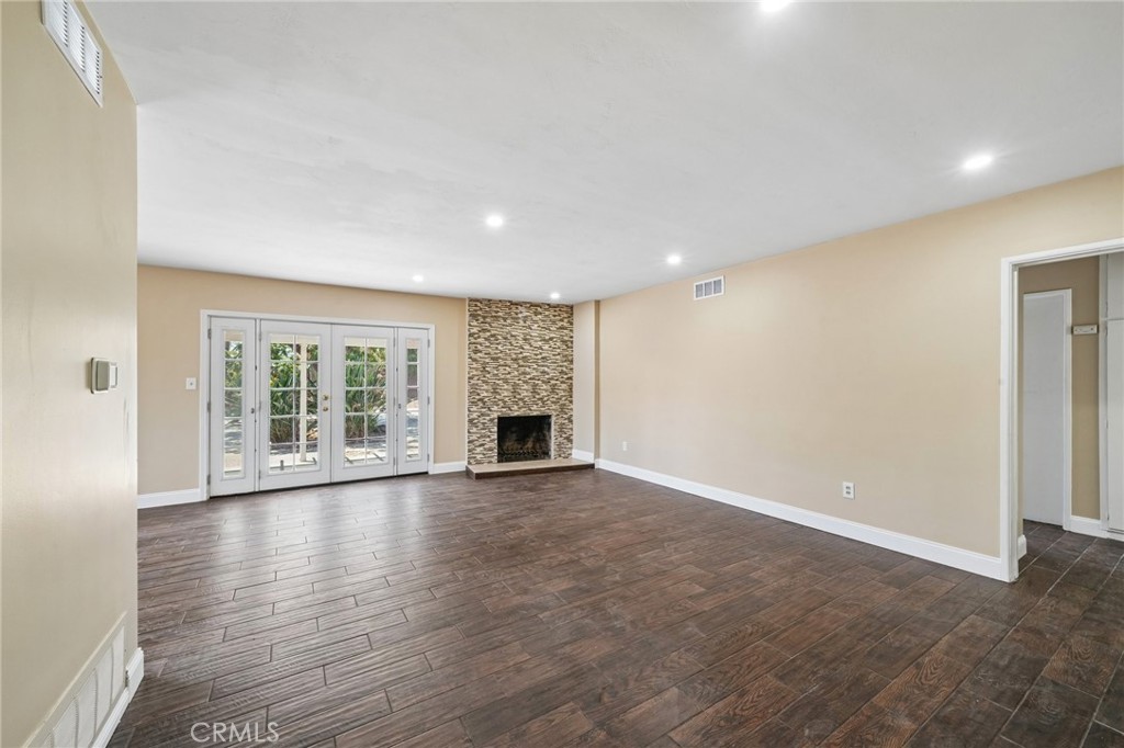 3595 Watkins Drive