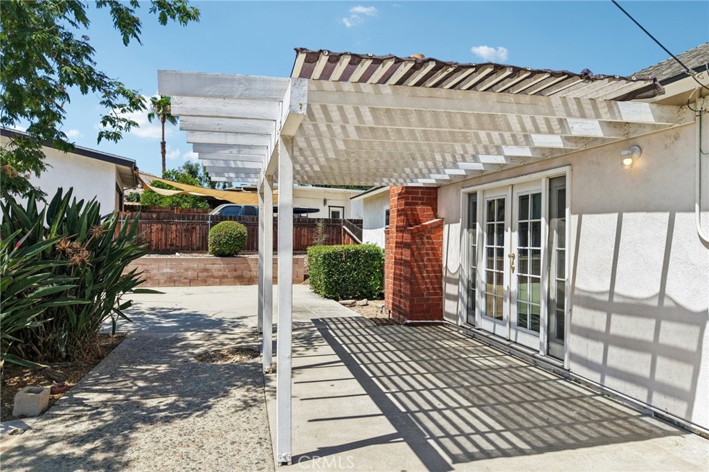 3595 Watkins Drive