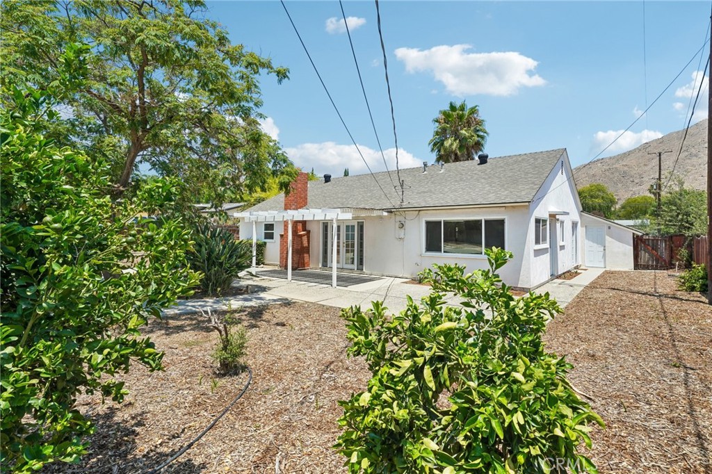 3595 Watkins Drive
