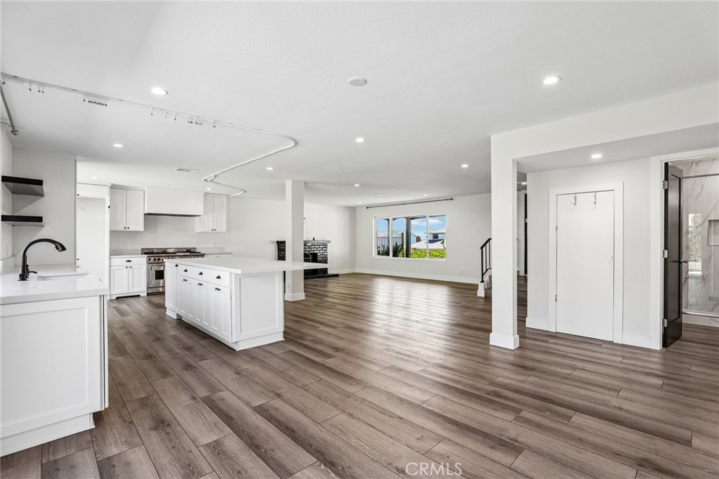 24828 Acropolis