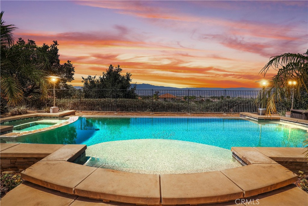1055 Lowry Ranch