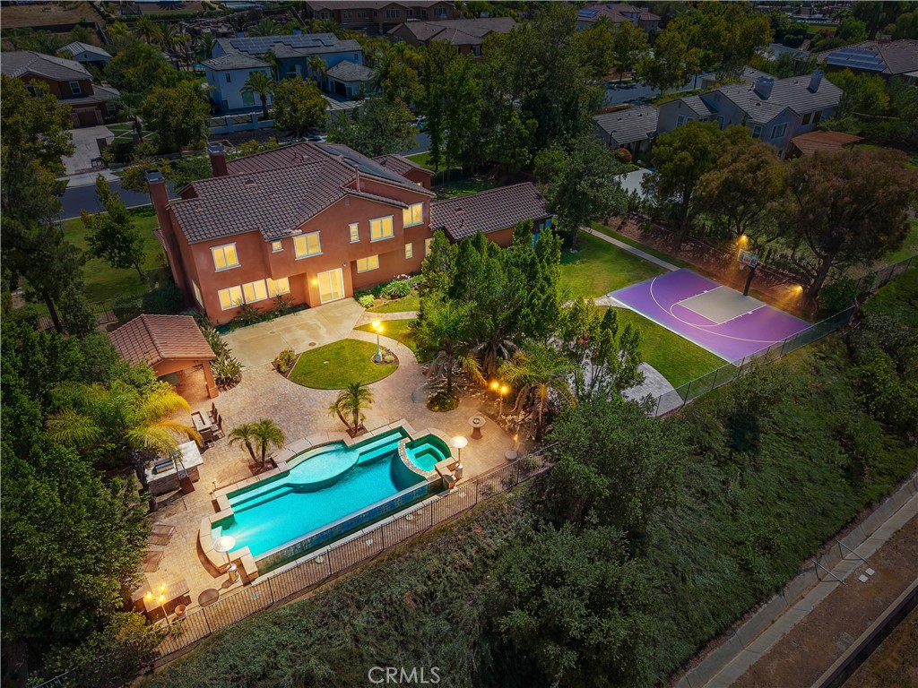 1055 Lowry Ranch