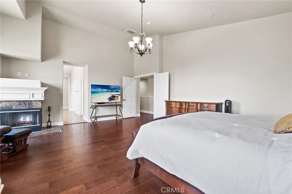 1055 Lowry Ranch