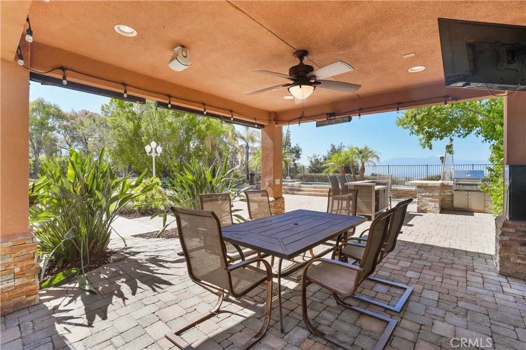 1055 Lowry Ranch