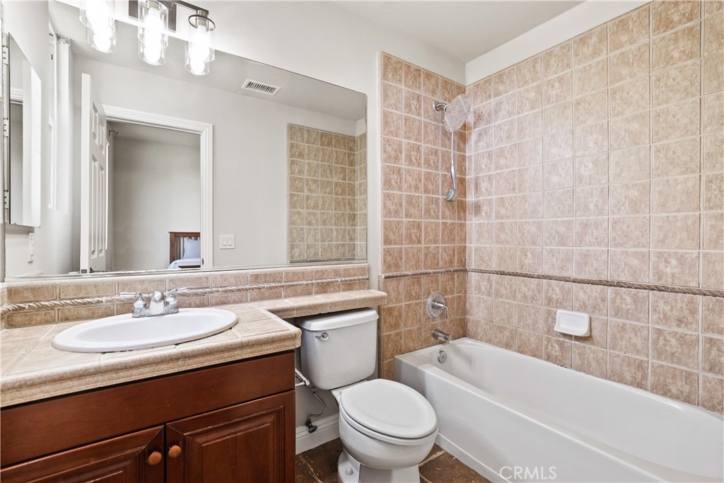 1055 Lowry Ranch