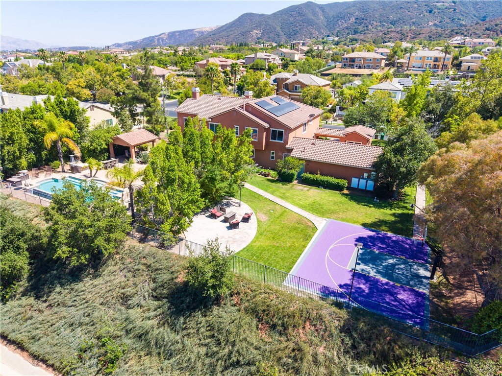 1055 Lowry Ranch
