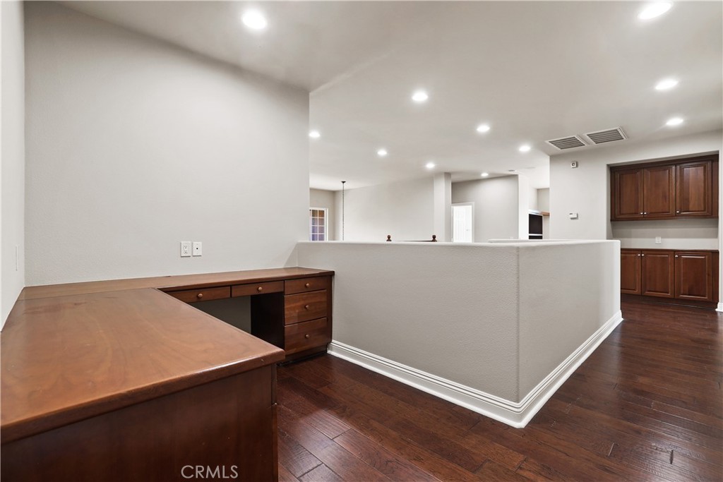 1055 Lowry Ranch