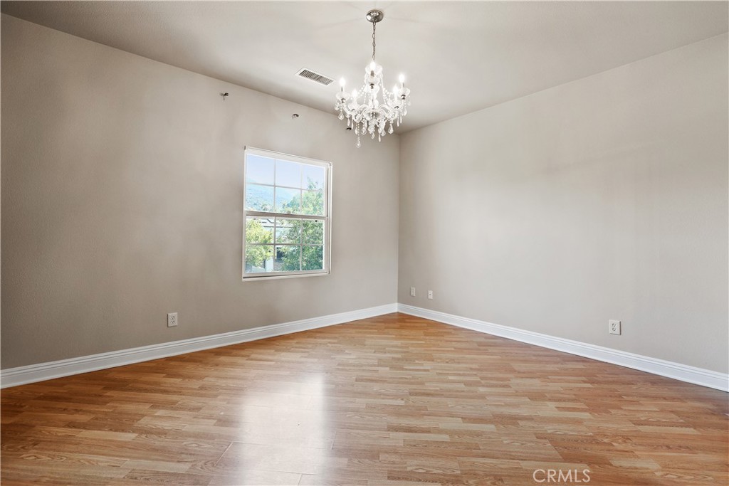 1055 Lowry Ranch