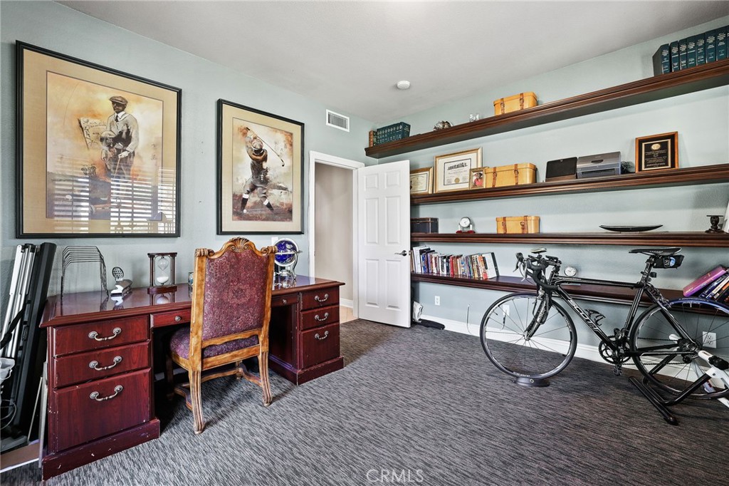 1055 Lowry Ranch