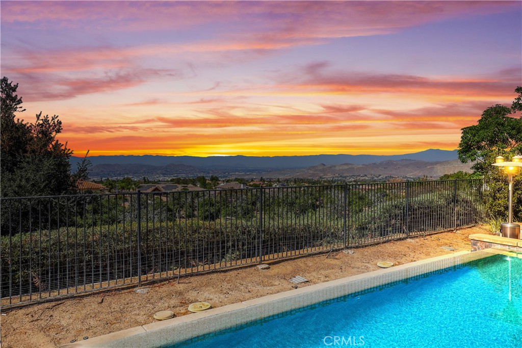 1055 Lowry Ranch