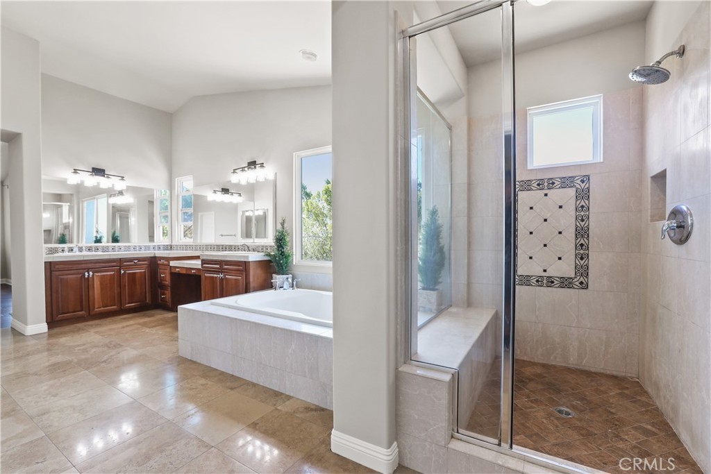 1055 Lowry Ranch