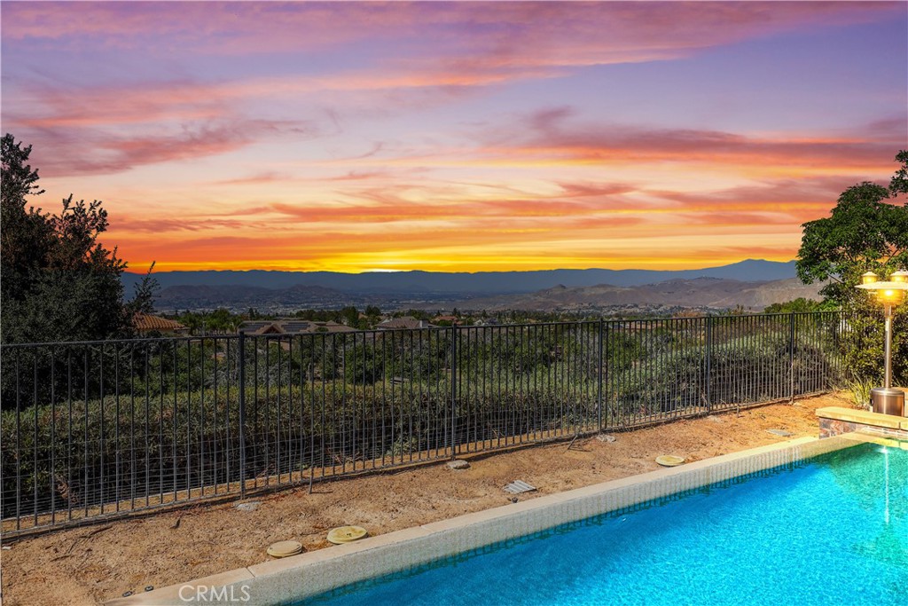 1055 Lowry Ranch