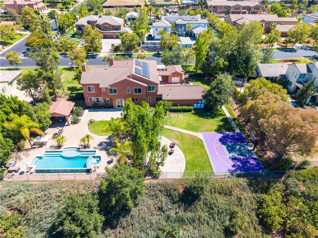 1055 Lowry Ranch