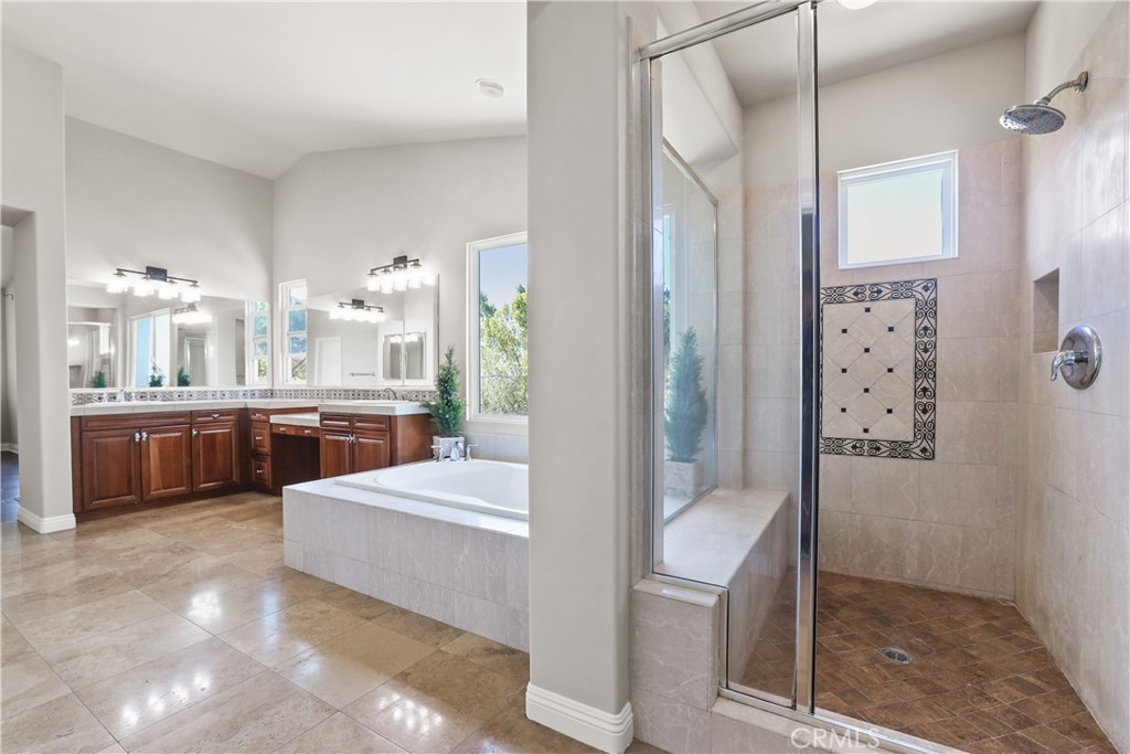 1055 Lowry Ranch