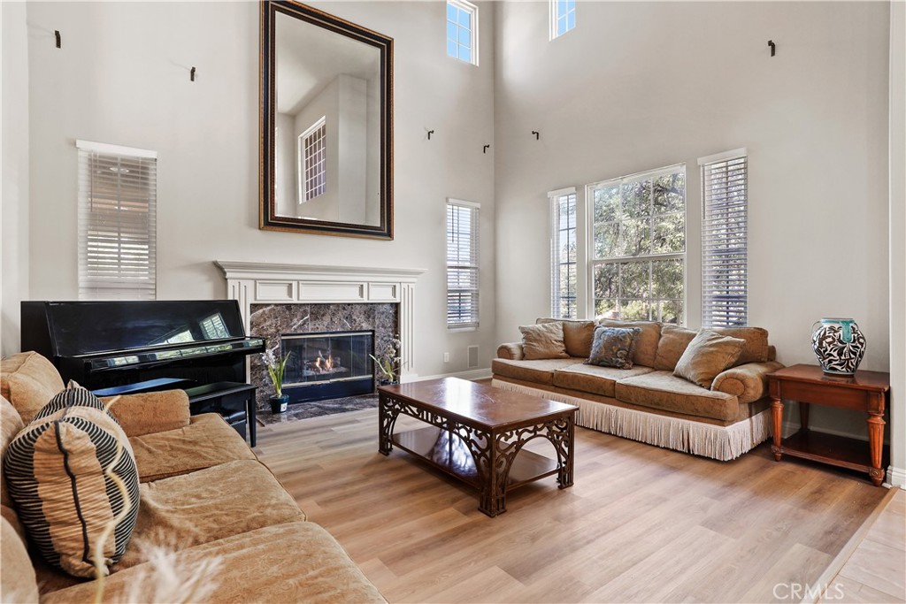 1055 Lowry Ranch