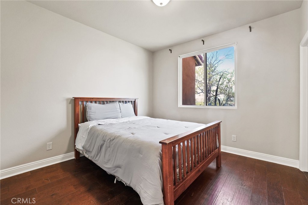 1055 Lowry Ranch