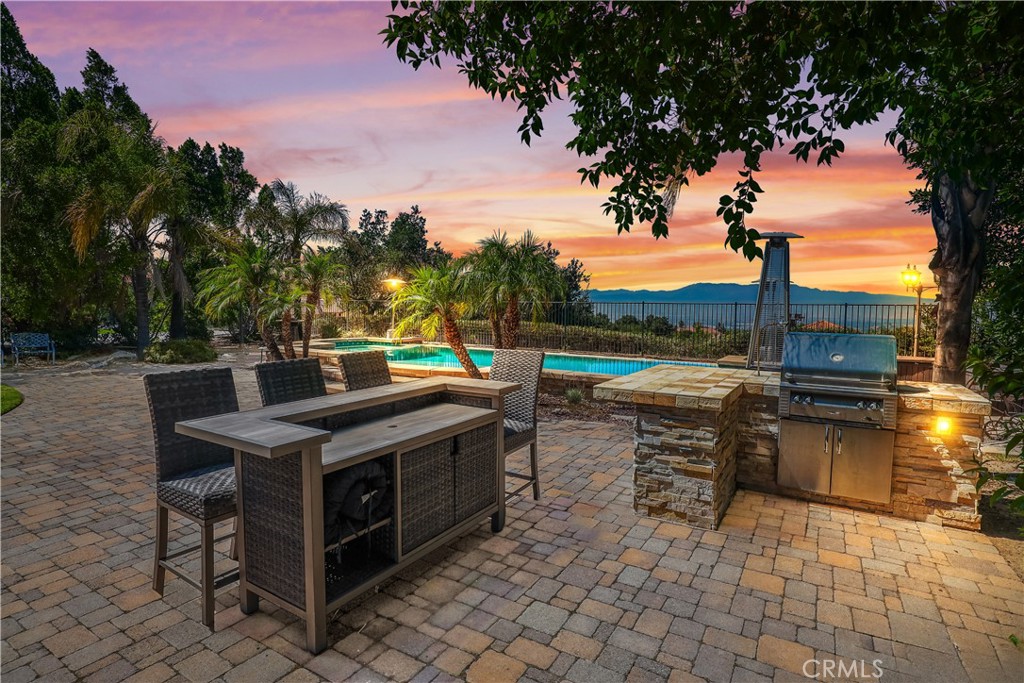 1055 Lowry Ranch