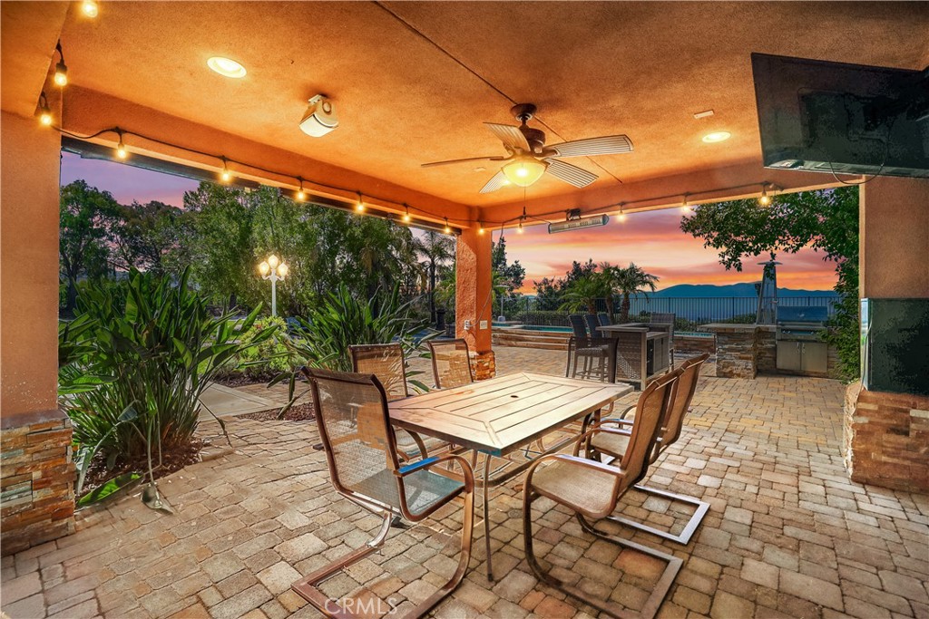 1055 Lowry Ranch