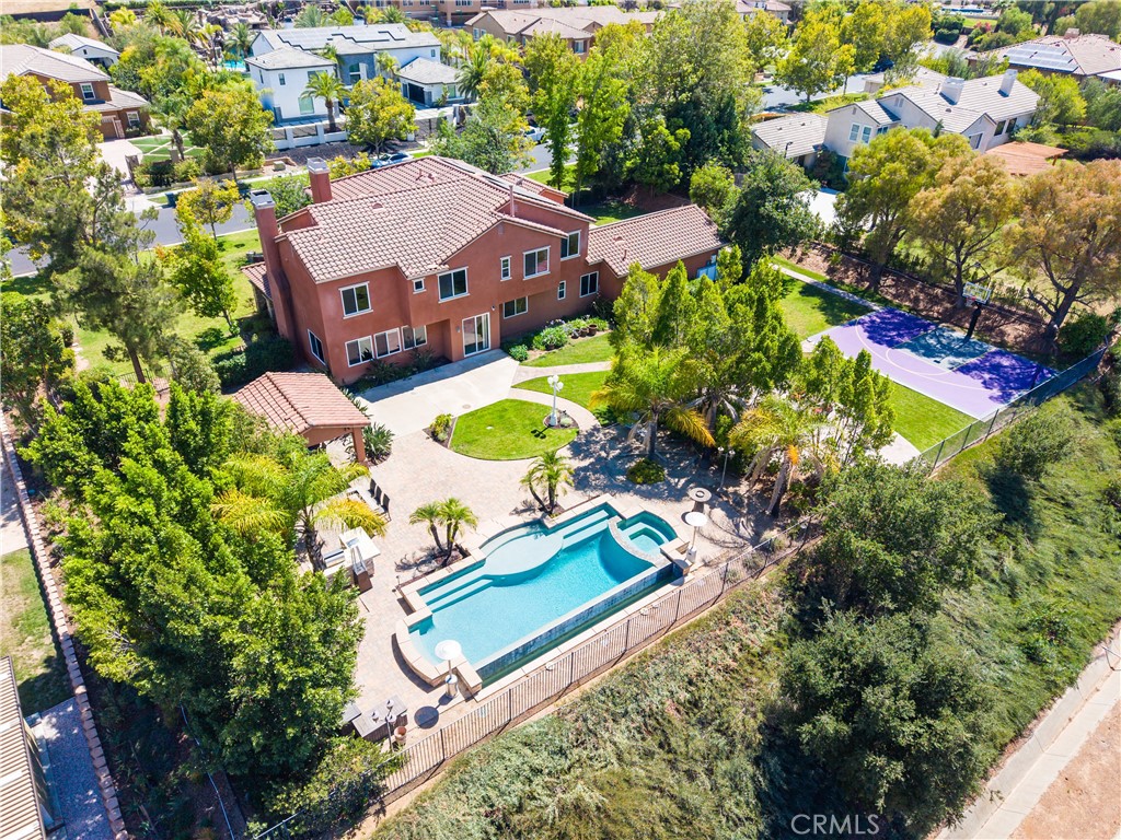 1055 Lowry Ranch