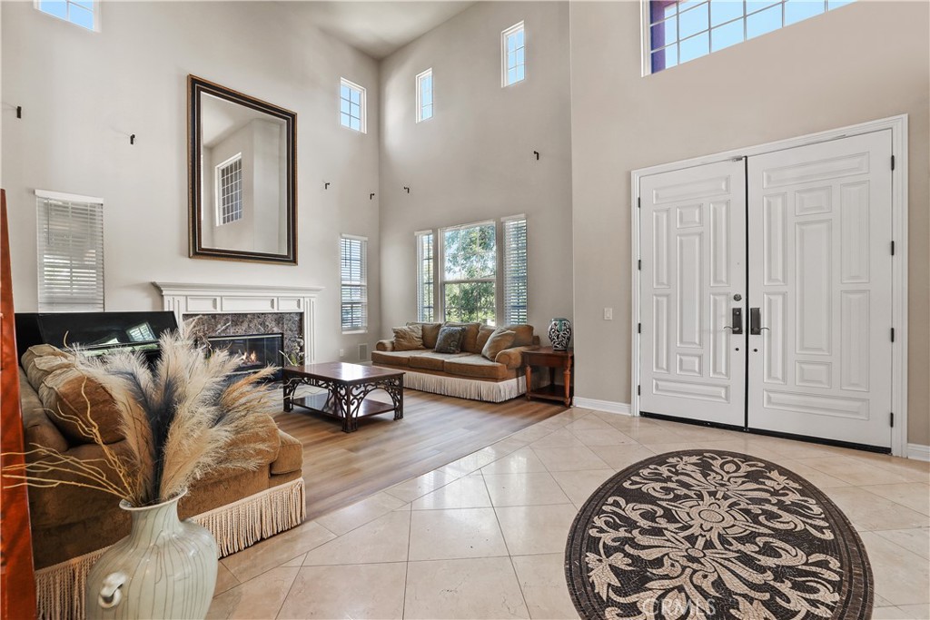 1055 Lowry Ranch