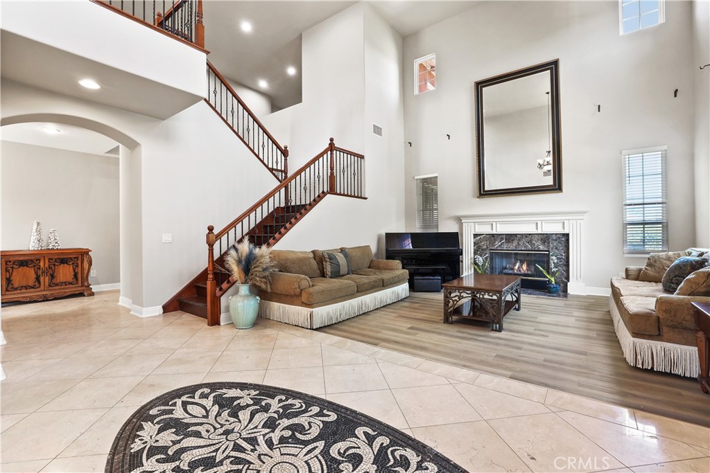 1055 Lowry Ranch