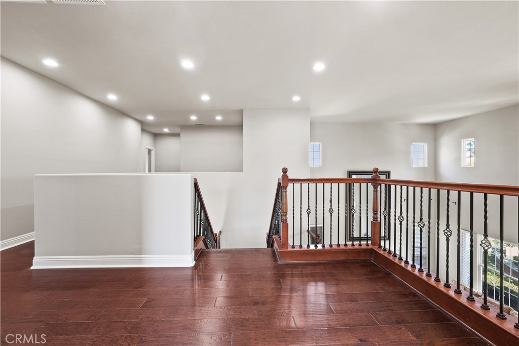1055 Lowry Ranch